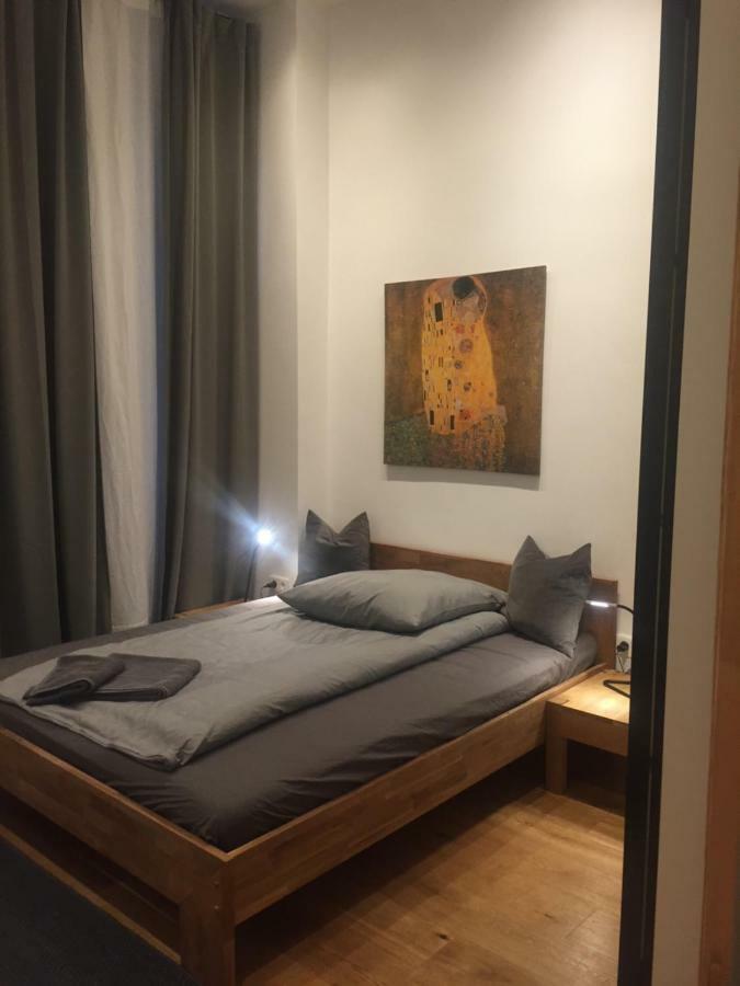 City-Apartment Berlin Charlottenburg Exteriör bild
